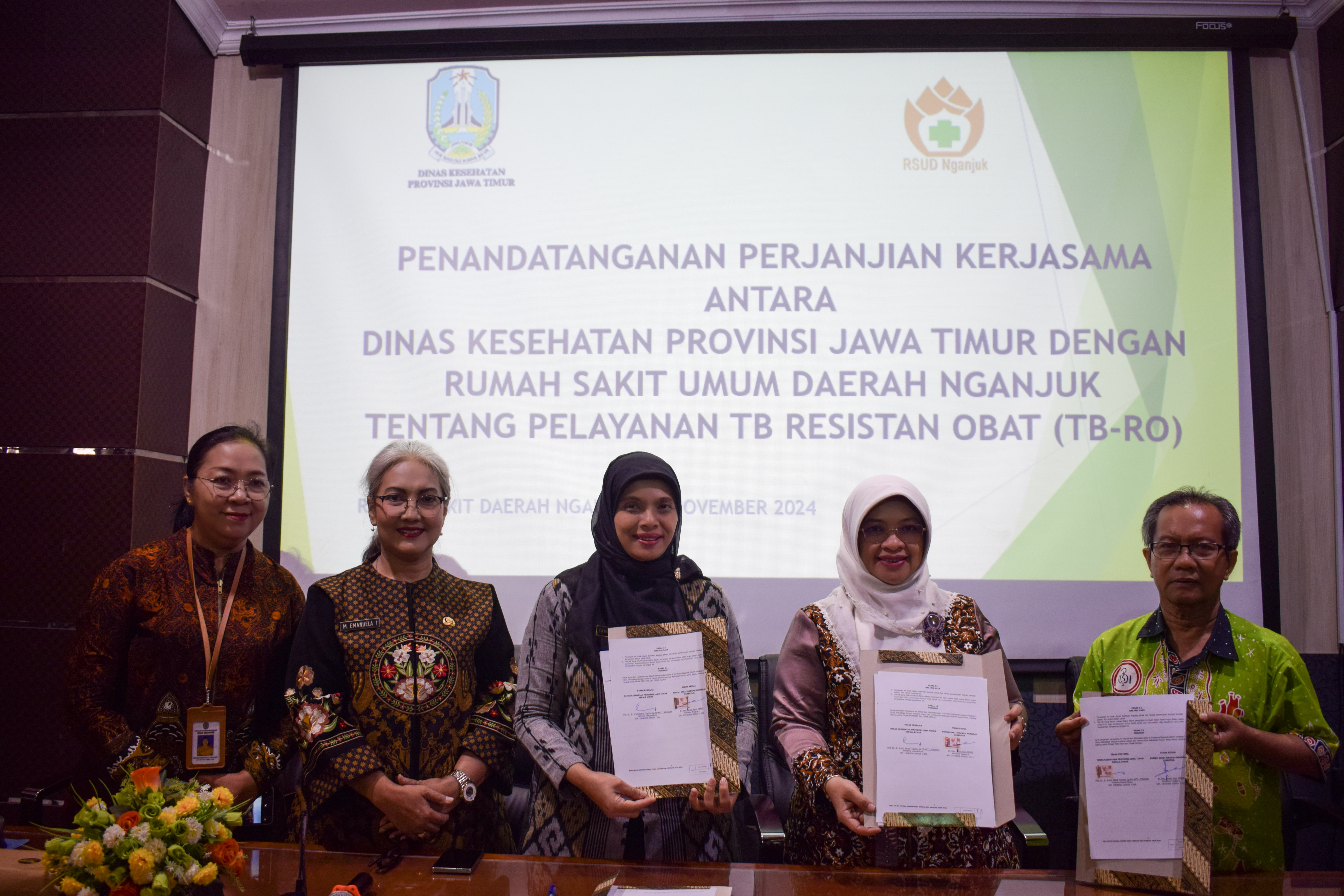 DINAS KESEHATAN PROPINSI JAWA TIMUR DAN RUMAH SAKIT DAERAH NGANJUK JALIN KERJA SAMA PERANGI TB-RO